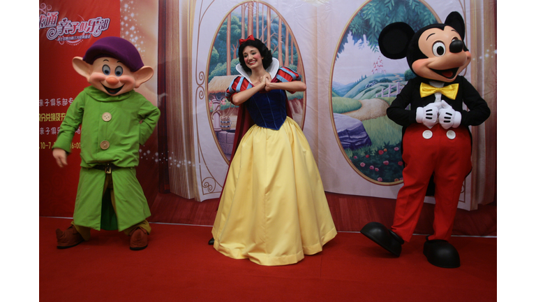 Disney Drama Of Classic Fairy Tales Staged In China