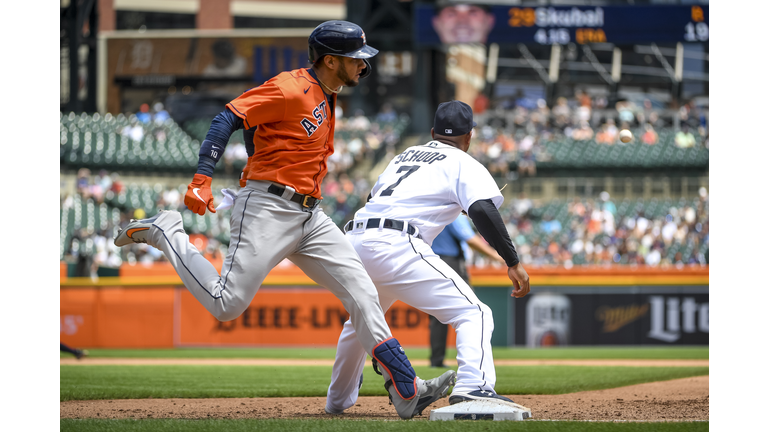 Houston Astros v Detroit Tigers