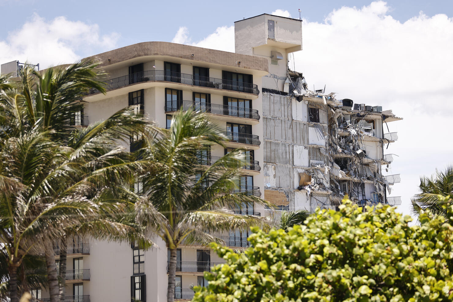Over One Hundred Missing After Residential Building In Miami Area Partially Collapses