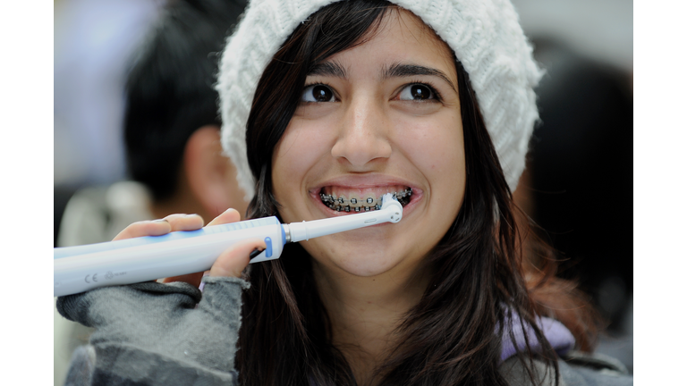 AUSTRALIA-TEETH-POWER BRUSHING