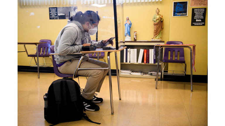 US-HEALTH-VIRUS-SCHOOL