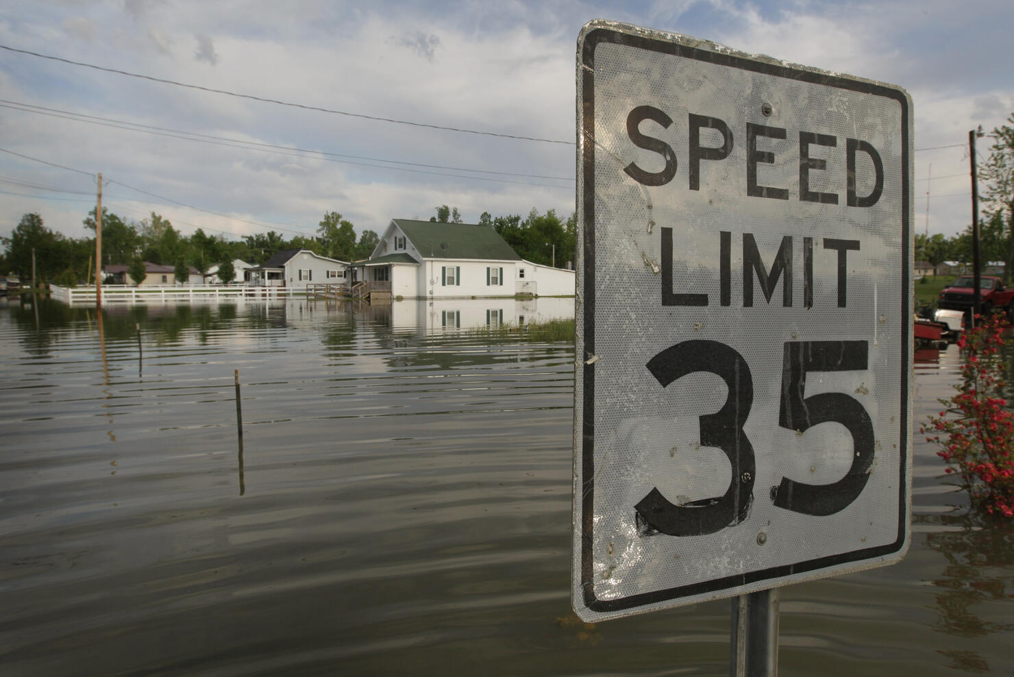Ohio/Mississippi Rivers Cause Severe Flooding