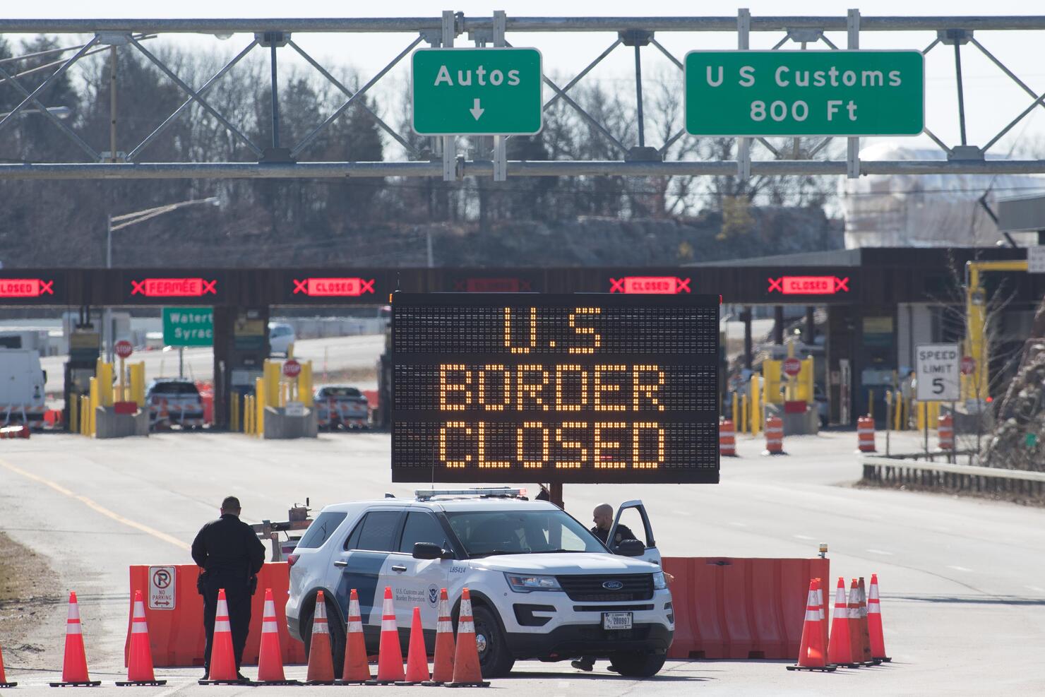 CANADA-US-VIRUS-HEALTH-BORDER