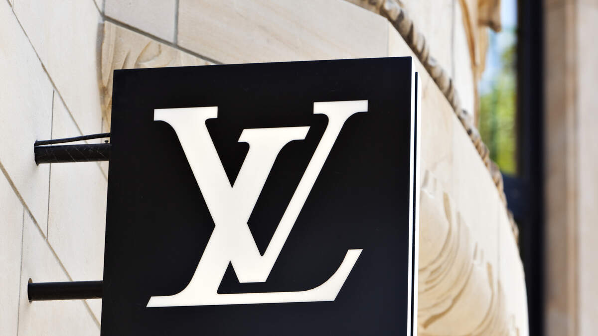 Louis Vuitton Knockoff Smaller Than Grain of Salt Sells for $63K