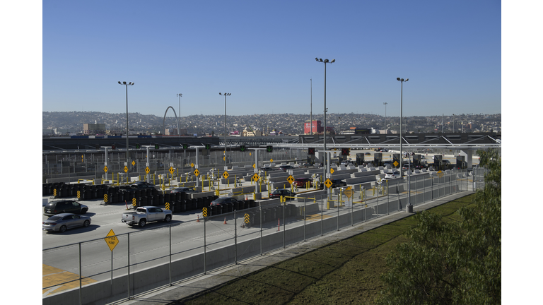 US-BORDER-IMMIGRATION-MEXICO-HEALTH-VIRUS