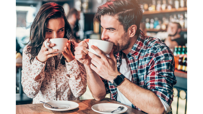 Couple relaxing in a cafe