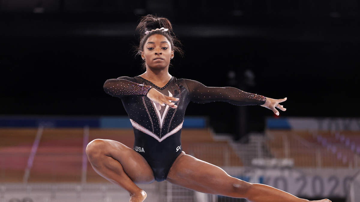 SPORTS Simone Biles' New Vault Move Looks Insane in Slow Motion 94.5