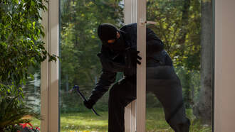 Kentucky Girl Called A Hero For Keeping Family Safe During Burglary