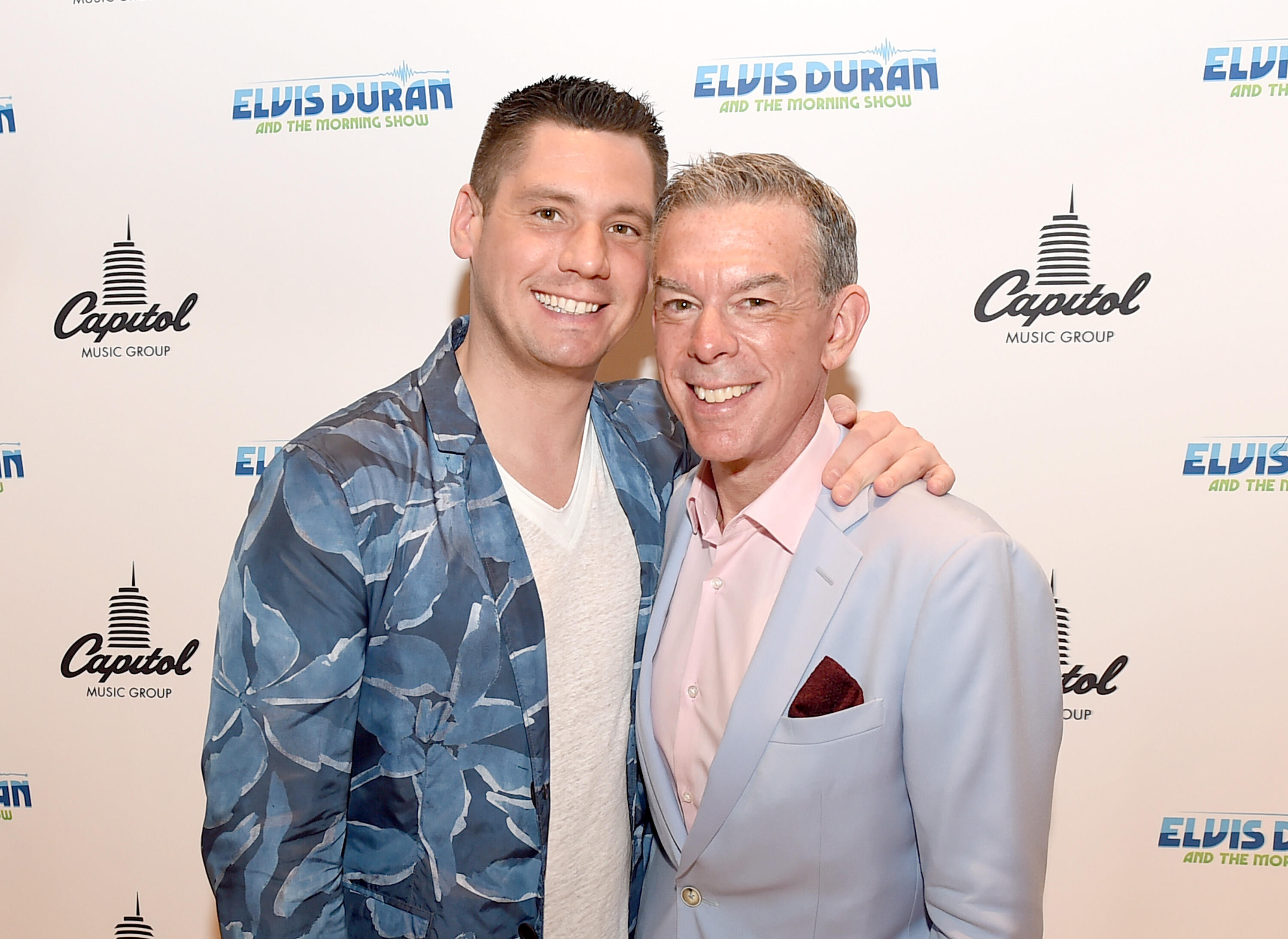 What Happened When Elvis Duran And Alex Were Approached By Swingers ...