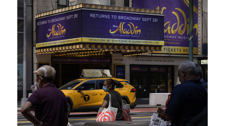 US-HEALTH-VIRUS-OPENING-BROADWAY