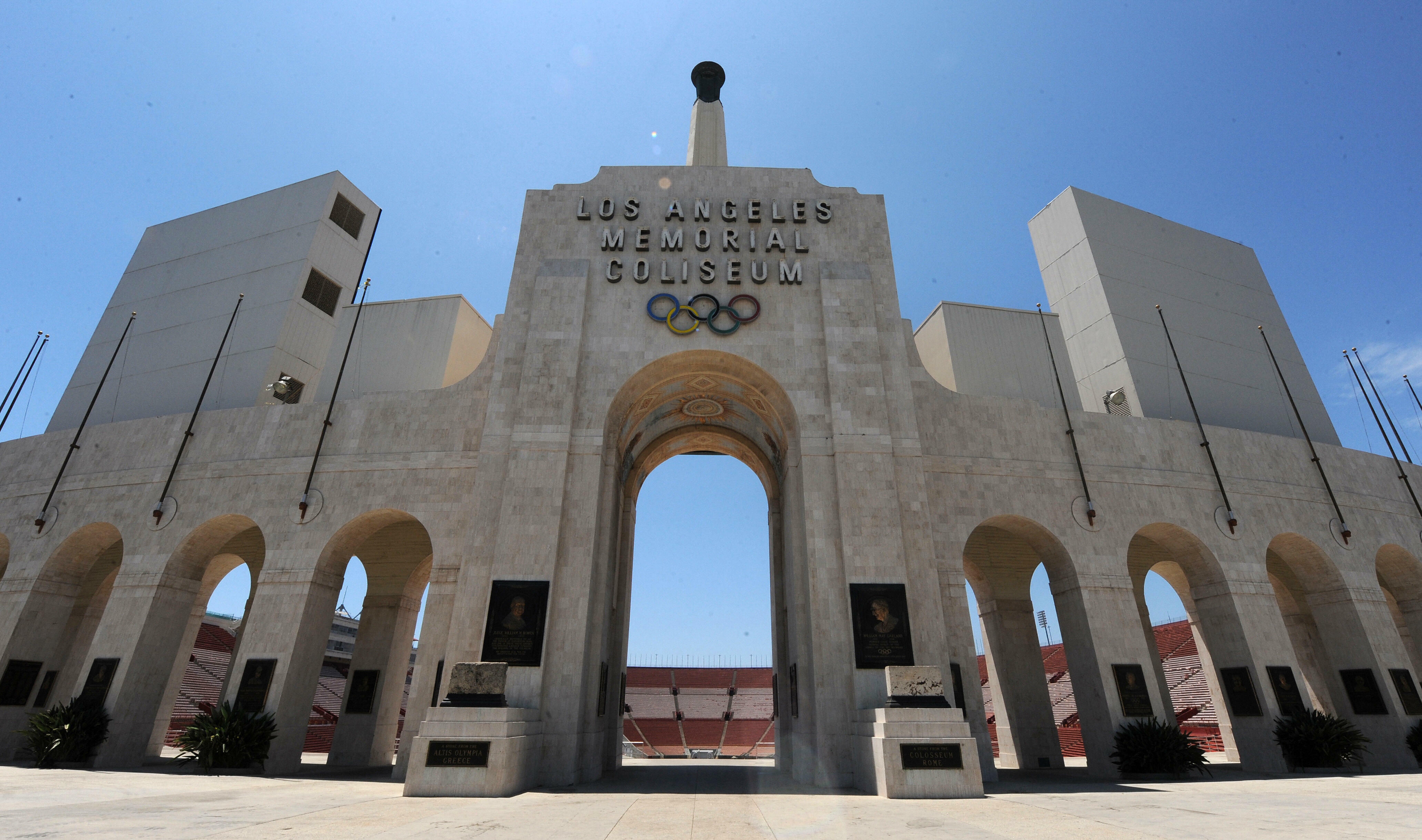 Coliseum Bag Policy - Los Angeles Coliseum