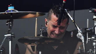 The Offspring Drummer Leaves Band Over Vaccination Status