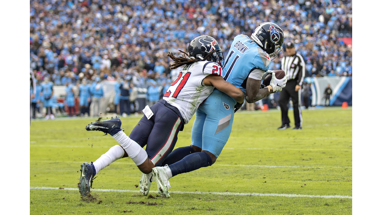 Houston Texans v Tennessee Titans