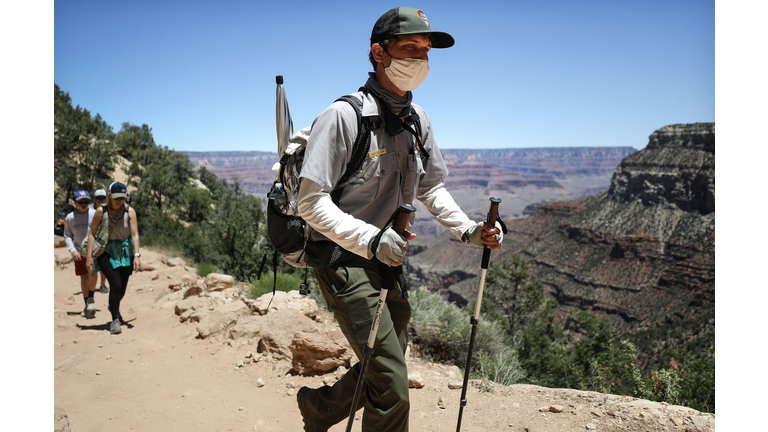 Grand Canyon Opens With Limited Capacity And Services On Weekends Amid Pandemic