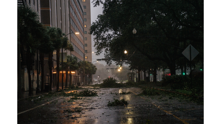 Hurricane Ida Bears Down On Louisiana As A Major Storm