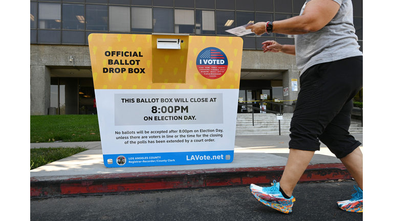 US-POLITICS-VOTE-CALIFORNIA