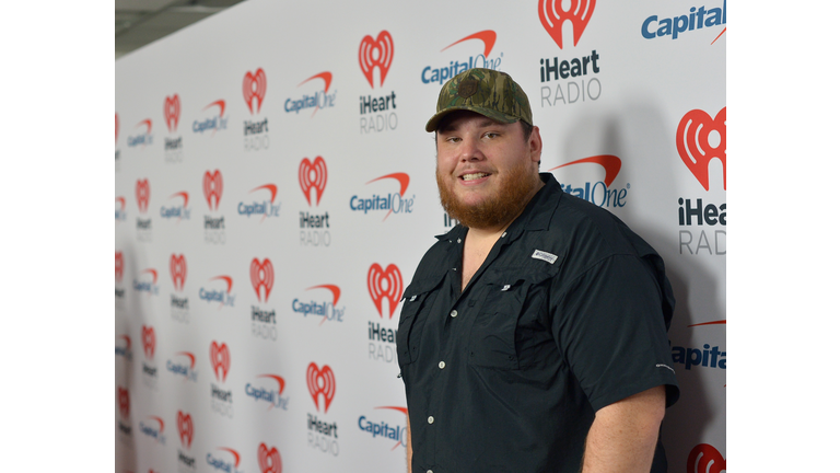 Luke Combs Helps Out an Active-Duty Airman After Getting Deployed 