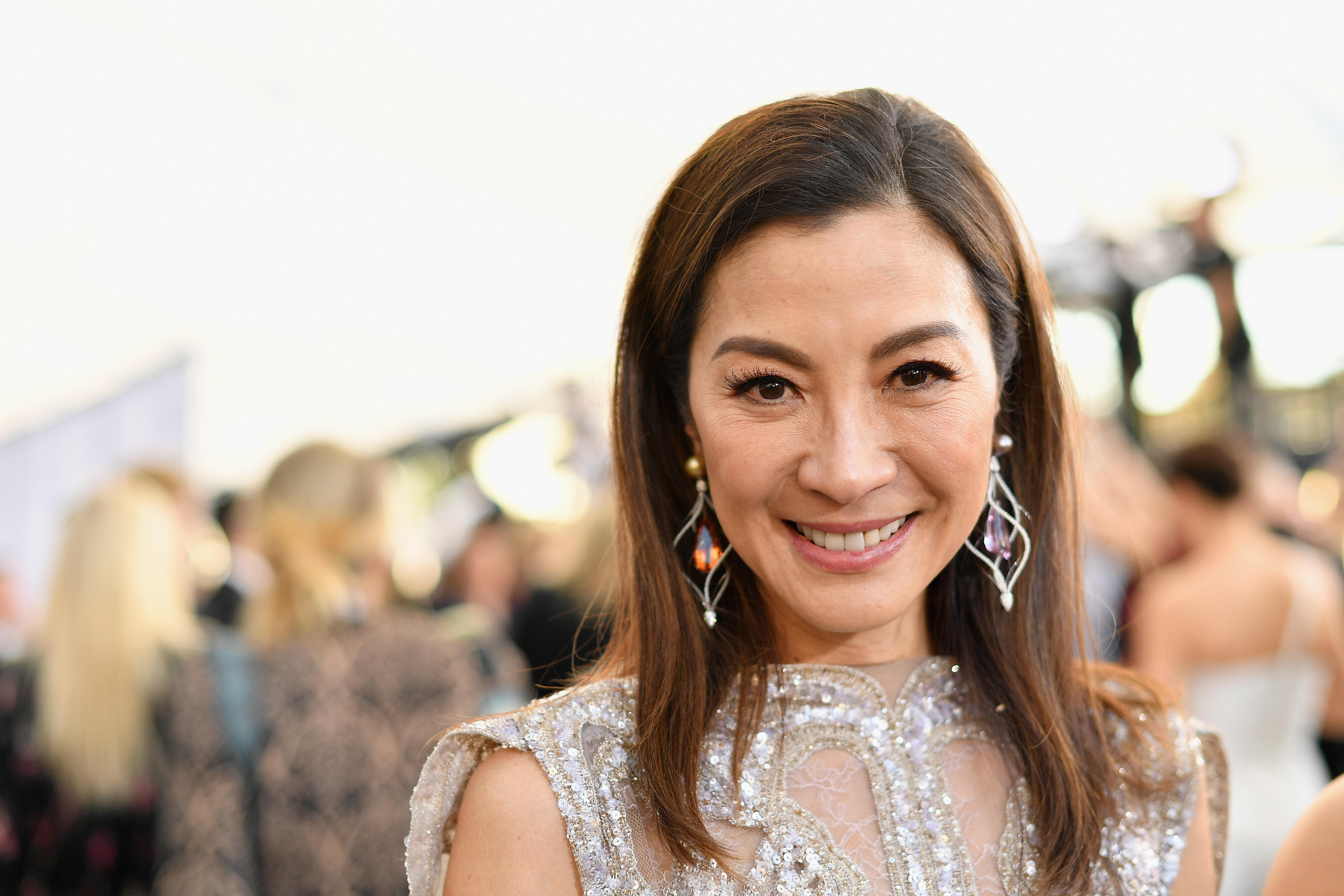 Michelle yeoh. Мишель Йео. Мишель Йео грудь.