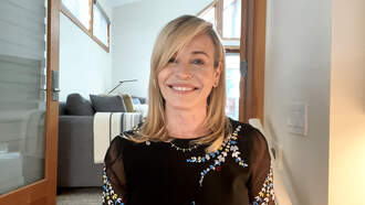 Chelsea Handler & Tanya Rad Talk Therapy, Comedy, & Sharing The Spotlight