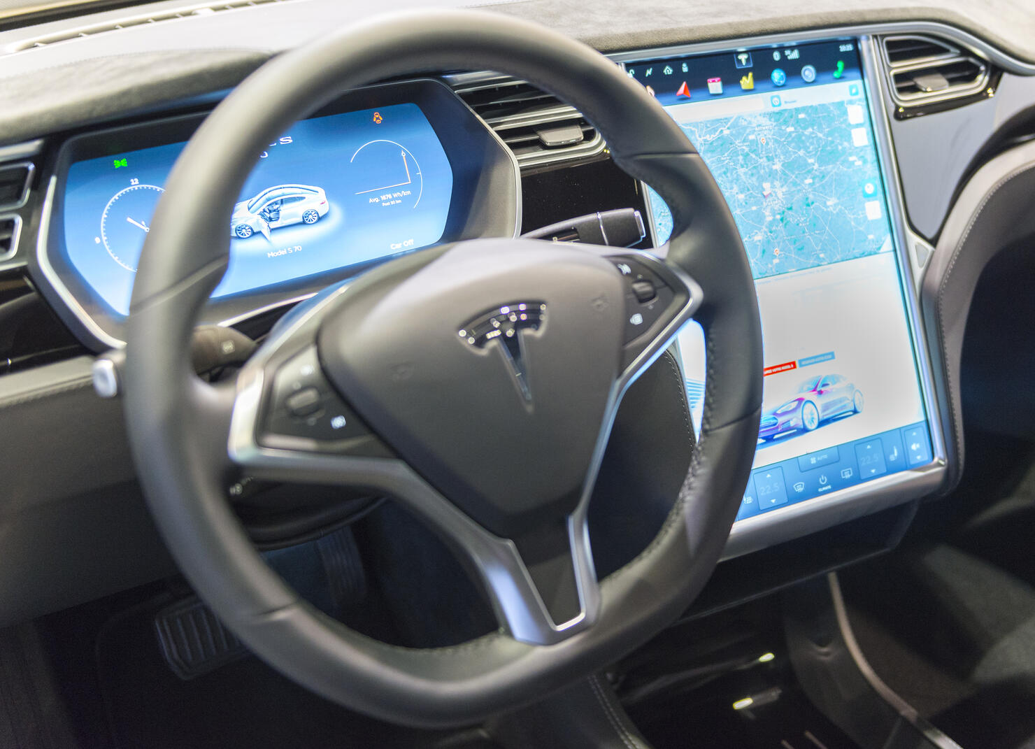 Tesla Model S full electric luxury car dashboard