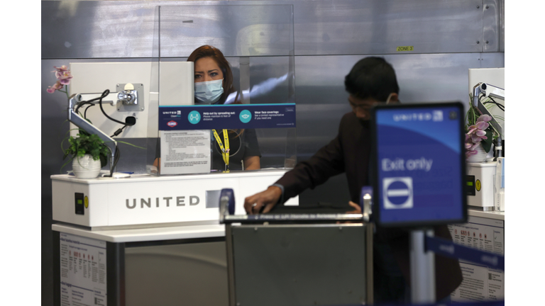 United Airlines To Send Layoff Warnings To Half Of Its Employees