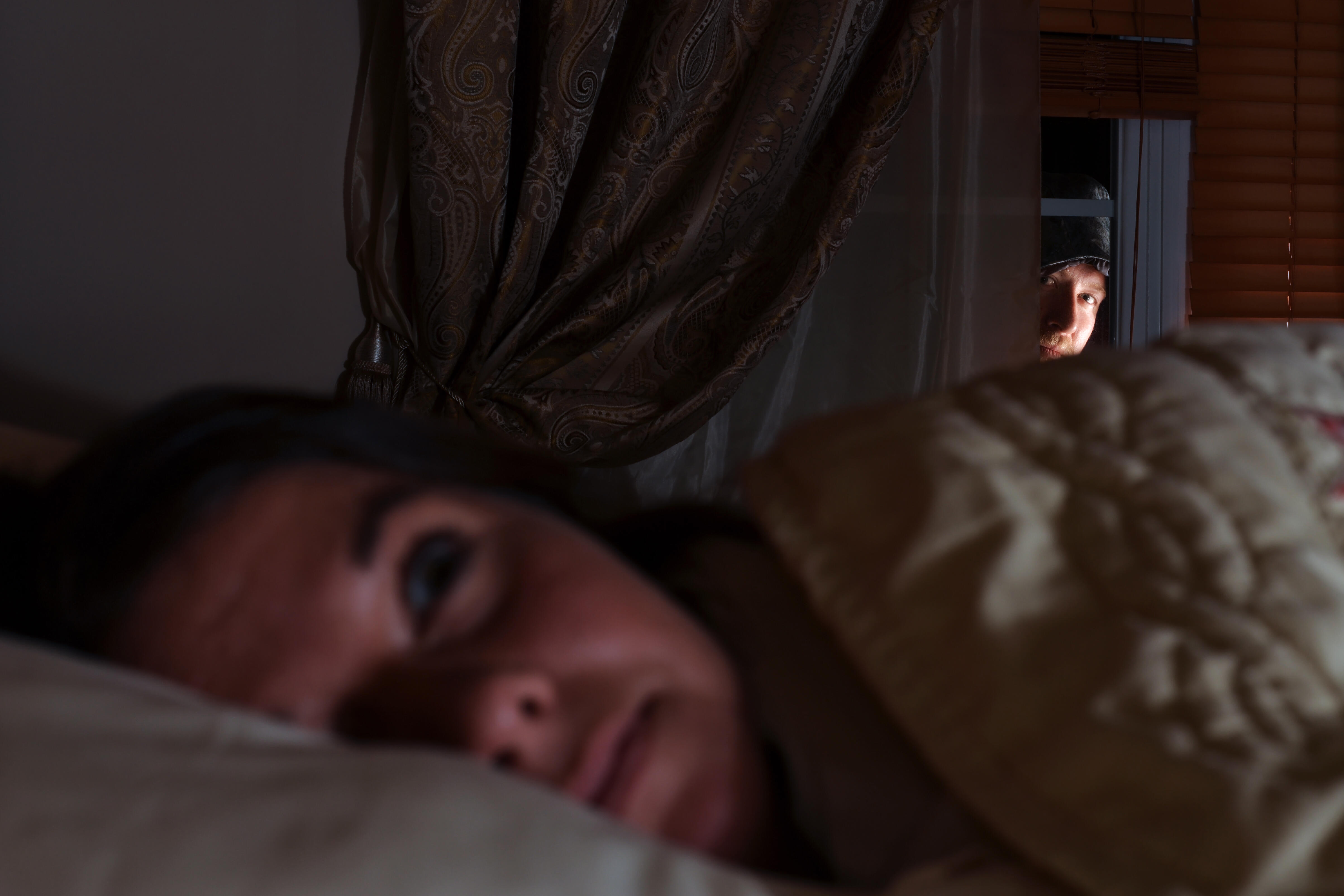 Призрак в моей постели (1981). Призрак в моей кровати. Страшные призраки в комнате. Призрак в моей кровати. Призрак в моей кровати.