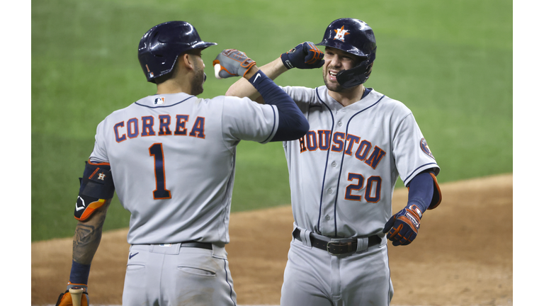 Houson Astros v Texas Rangers