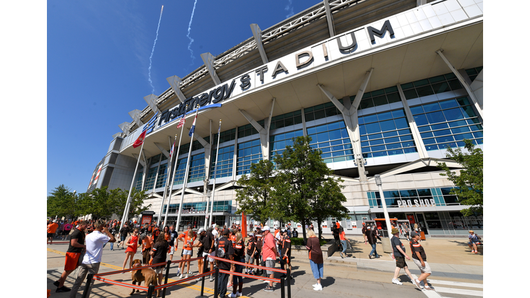 Houston Texans v Cleveland Browns