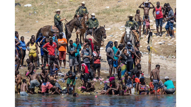 Large Migration Surge Crosses Rio Grande