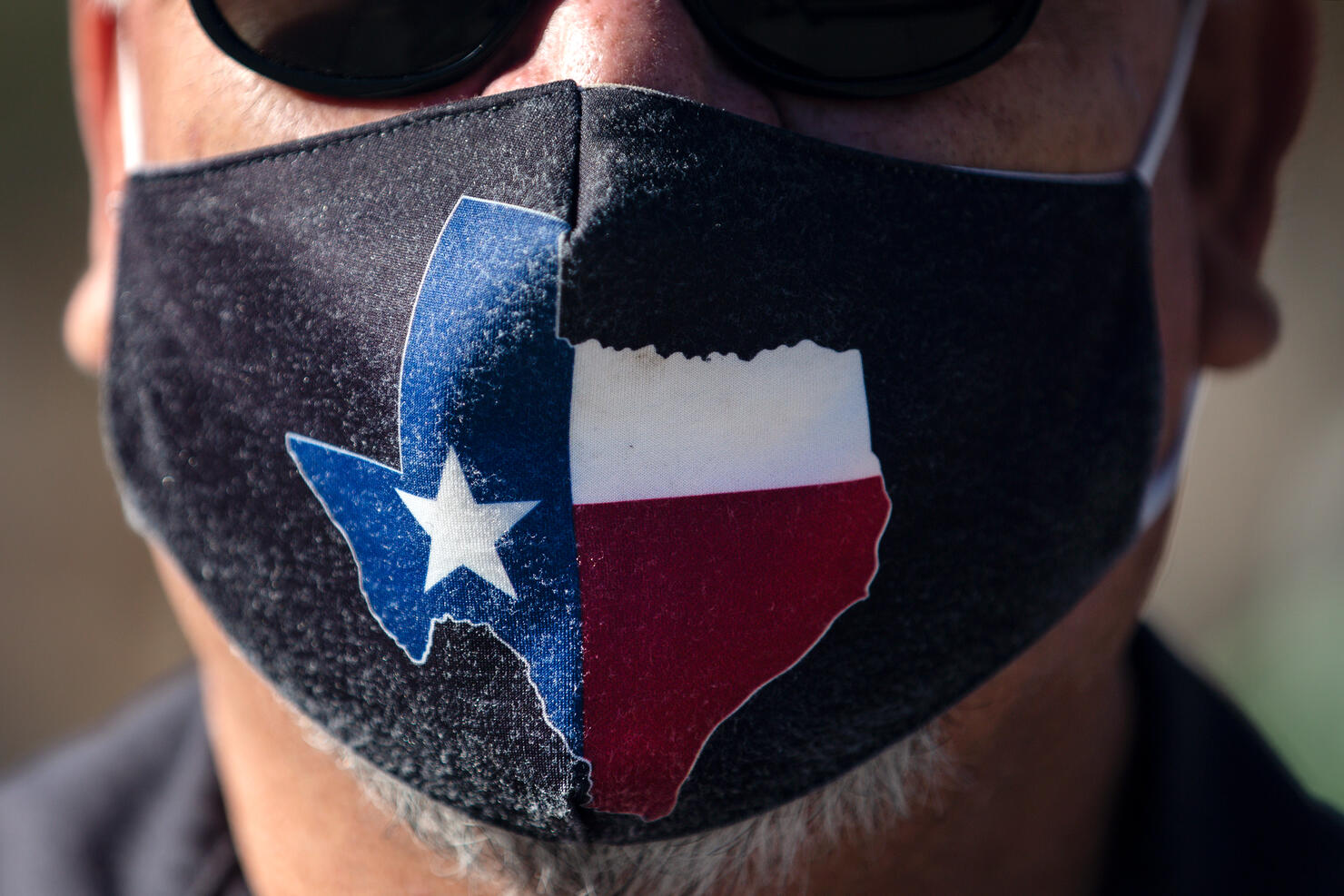 Texas Governor Abbott Lifts Statewide Mask Mandate