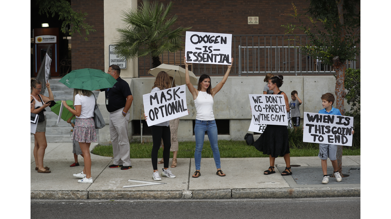 Parents Protest Mask Mandates At Florida School Board Meeting