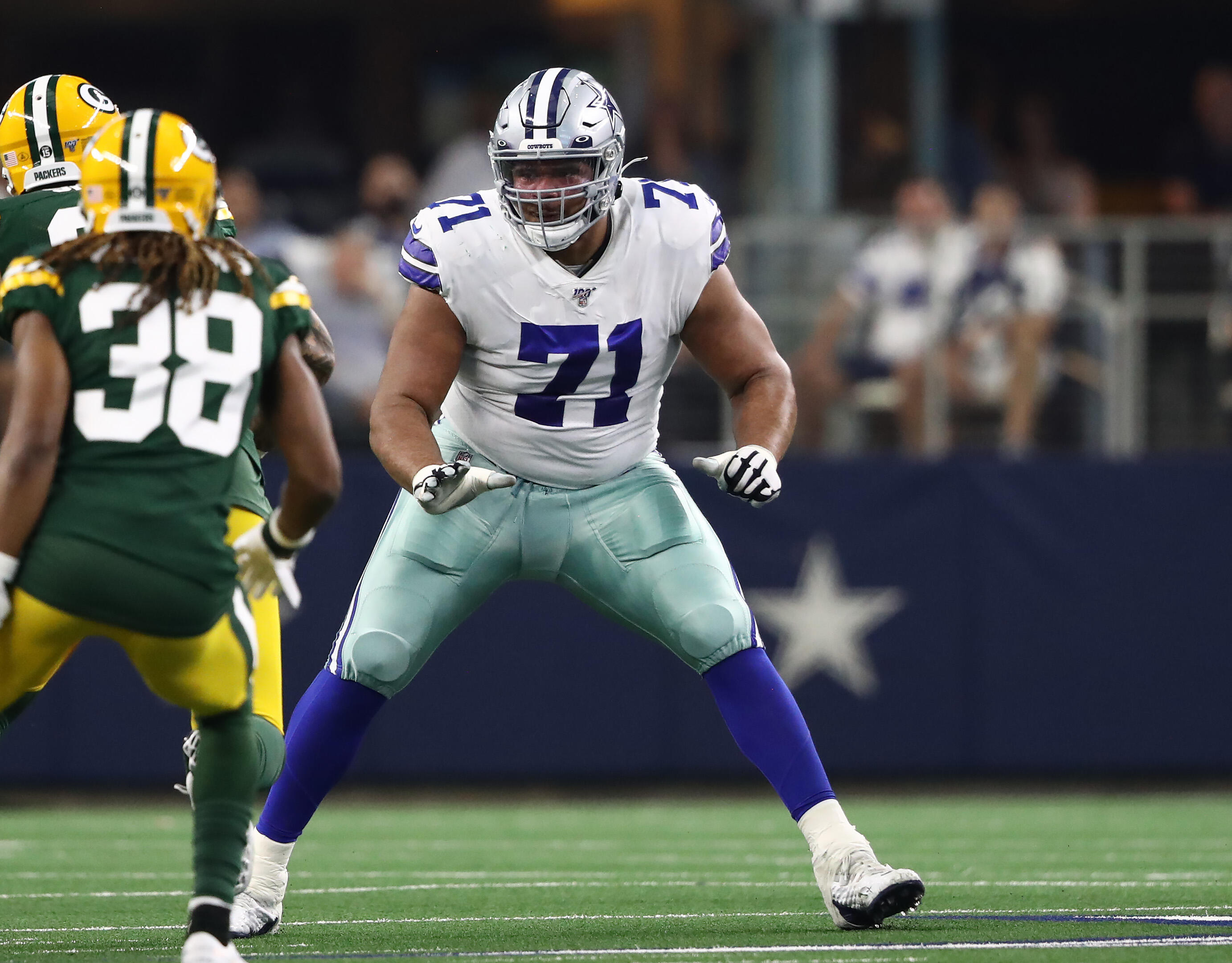 Cowboys' La'el Collins tried to bribe drug-test collector