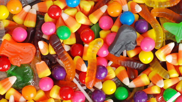 California Highway Covered In Candy After Truck Crashes 
