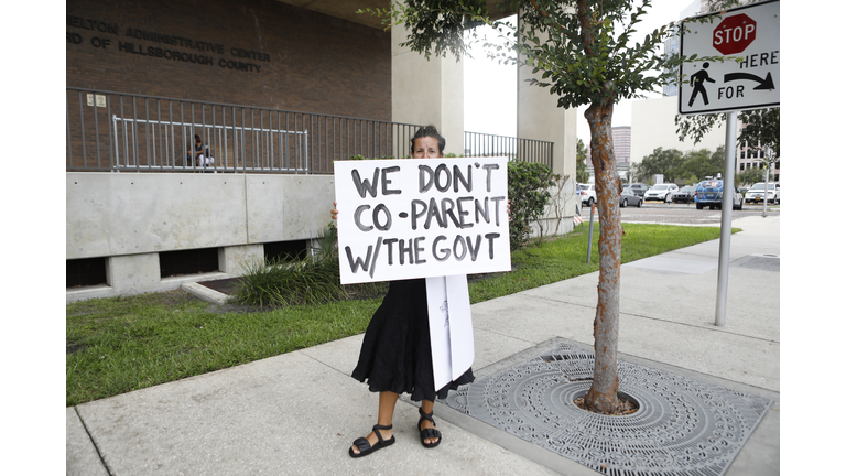 Parents Protest Mask Mandates At Florida School Board Meeting