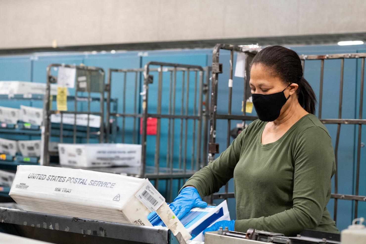 US-HEALTH-VIRUS-USPS