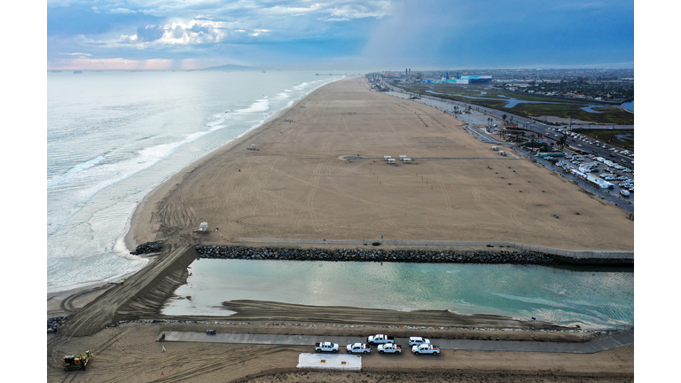 Major Oil Spill Fouls Southern California Beaches