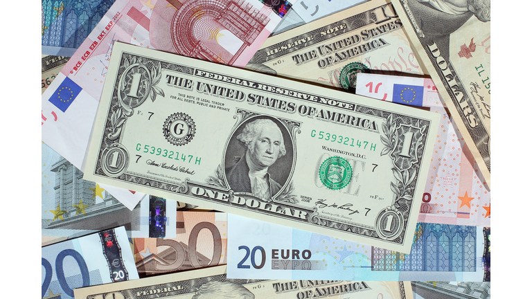 The Euro Comes Under Increasing Pressure