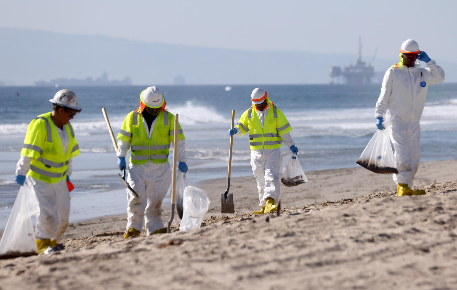 Major Oil Spill Fouls Southern California Beaches