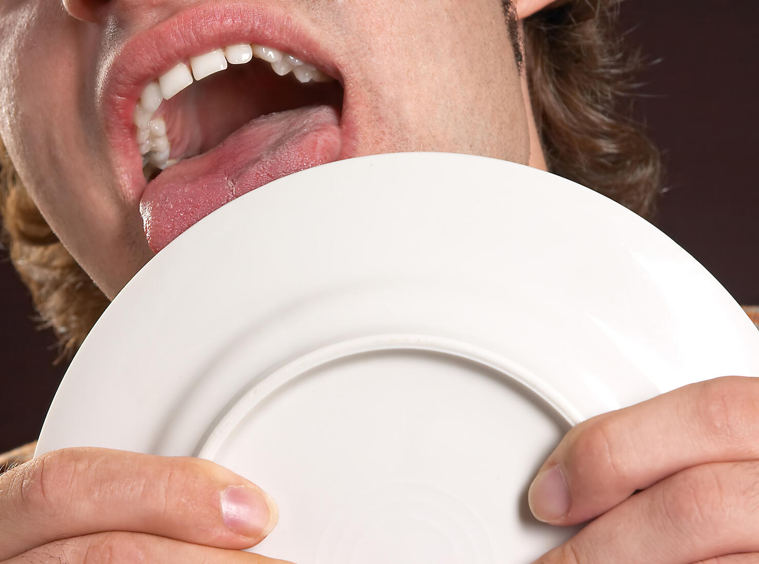 plate licking