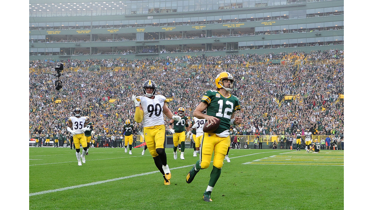 Pittsburgh Steelers v Green Bay Packers