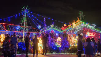 This Nightmare Before Christmas Light Show is Awesome!!