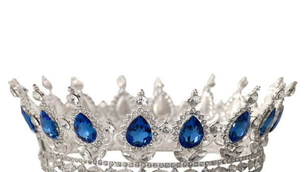 New Miss Ohio, Olivia Fosson, Crowned at Renaissance Theatre in Mansfield