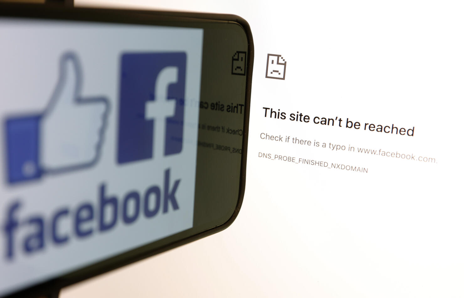 Facebook,Instagram And WhatsApp Experience Global Outage