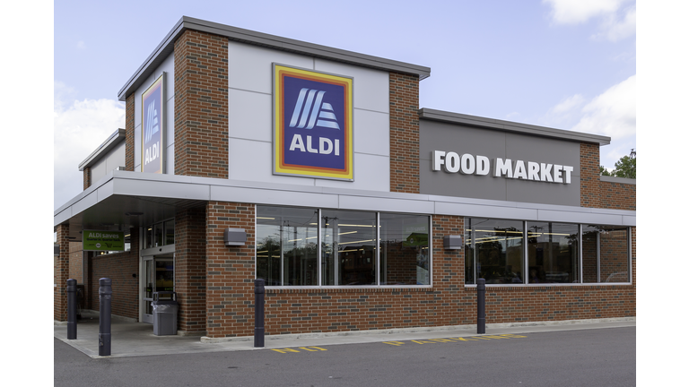 Aldi food market in Buffalo, New York, USA.