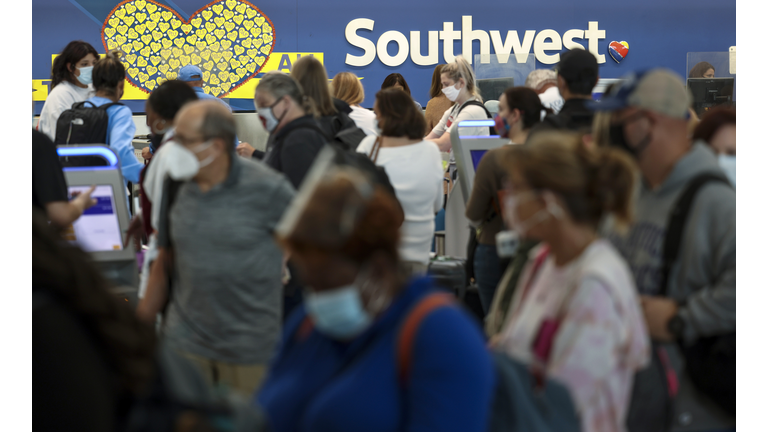 Southwest Airlines Experiences Major Flight Cancellations Across U.S.