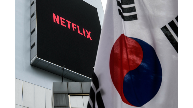 SKOREA-US-TELEVISION-SOCIAL-NETFLIX