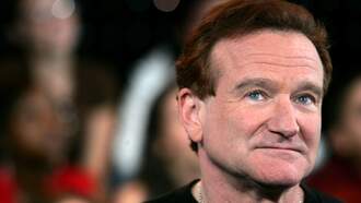 After seeing this, a Robin Williams Biopic MUST be made! 
