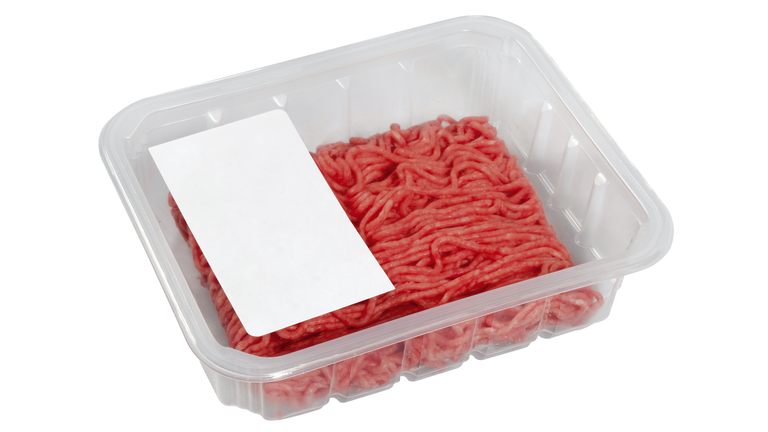 ground meat in the shop packing