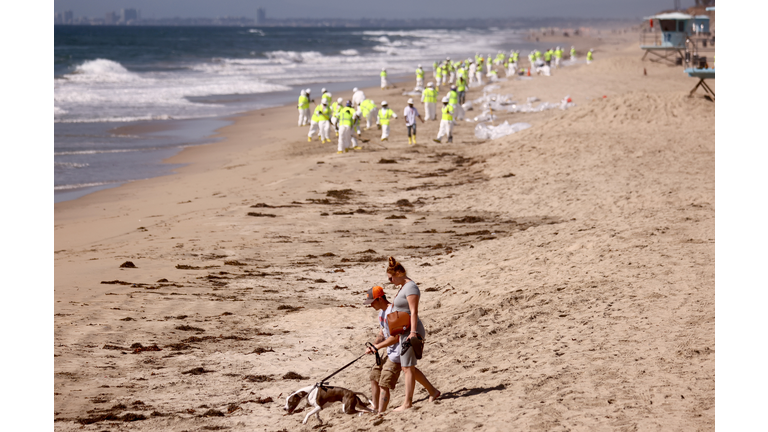 Amid Oil Spill, Californians Return To Local Beaches