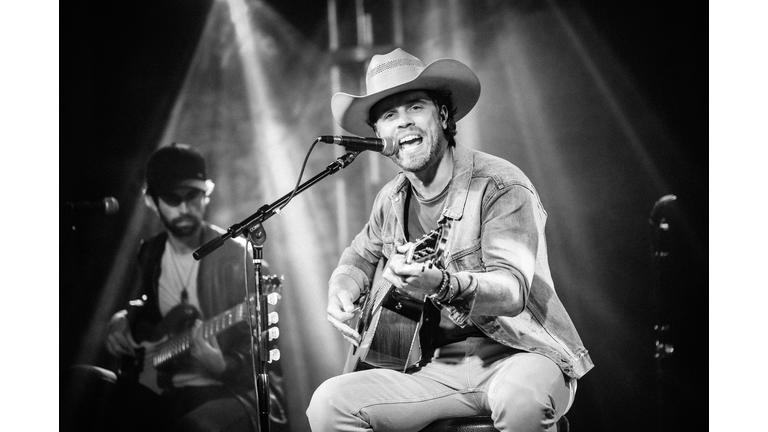 Dustin Lynch With Special Guests: Jimmie Allen And LOCASH Live Stream Concert - Nashville, TN